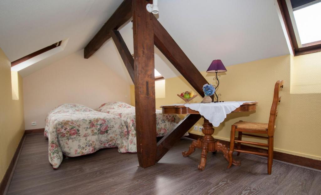 Le Coq Hardi Hotel 3*